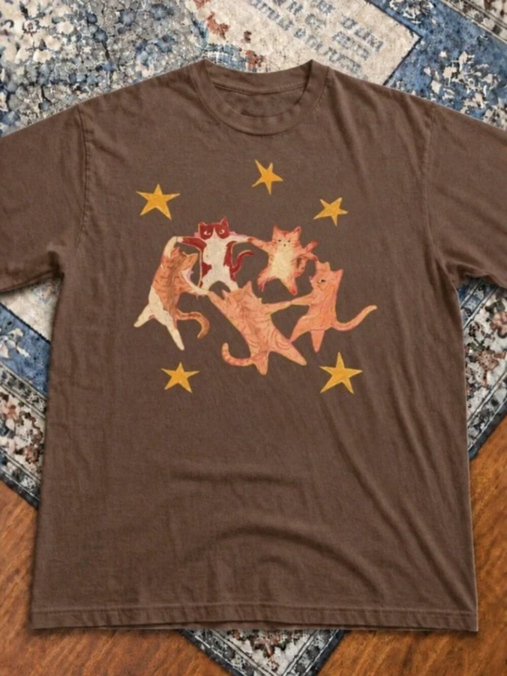 Vintage Brown Savana Cute Starry Dancing Cats T-Shirt